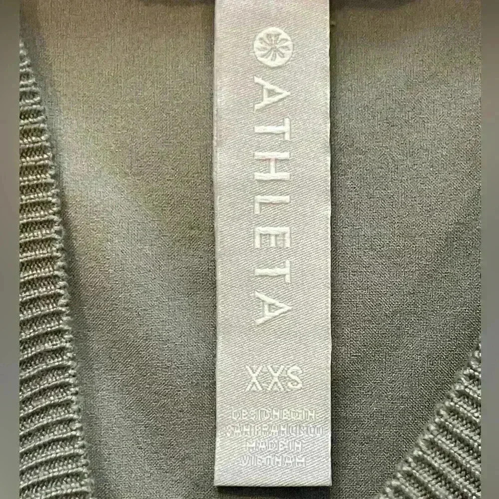 ATHLETA Zephyr Tank Top Laurel Olive Green | Size XXS, Crew Neck, Relaxed Fit - Picture 5 of 11